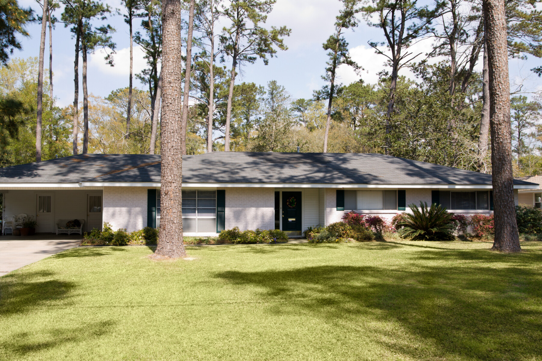 Ranch-Style Home: The Perks of Single-Story Living